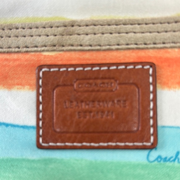 Coach Pink and Orange Shoulder Bag with Vibrant Stripes - Picture 2 of 8